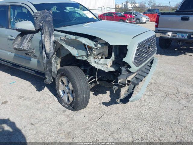 Toyota Tacoma Trd Off Road Image 10