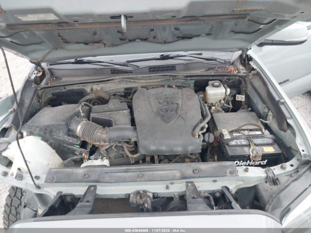 Toyota Tacoma Trd Off Road Image 14