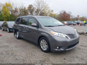  Salvage Toyota Sienna
