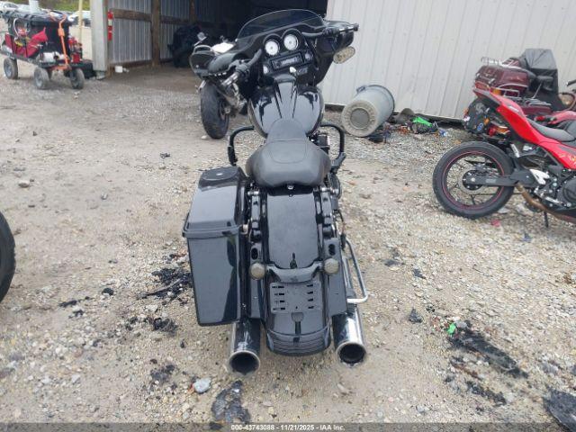 Harley-Davidson Flhx Street Glide Image 9