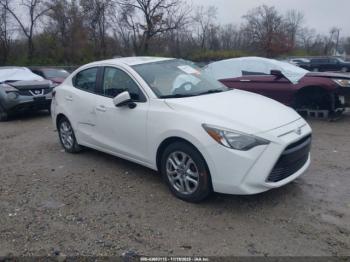  Salvage Toyota Yaris