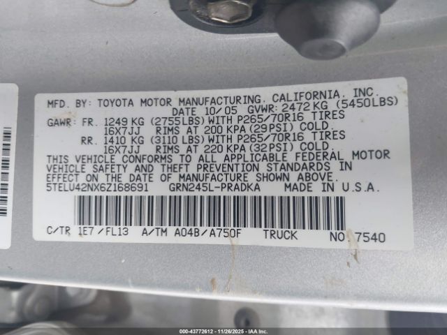 Toyota Tacoma Base V6 Image 8