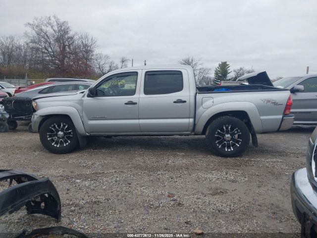 Toyota Tacoma Base V6 Image 10