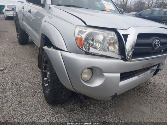 Toyota Tacoma Base V6 Image 13