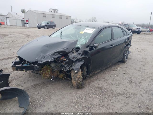 Kia Forte Lxs Image 2