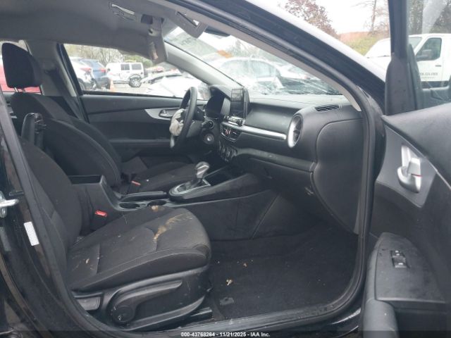 Kia Forte Lxs Image 6