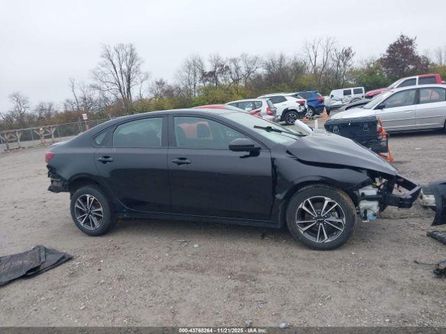 Kia Forte Lxs Image 9