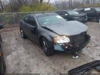  Salvage Dodge Avenger