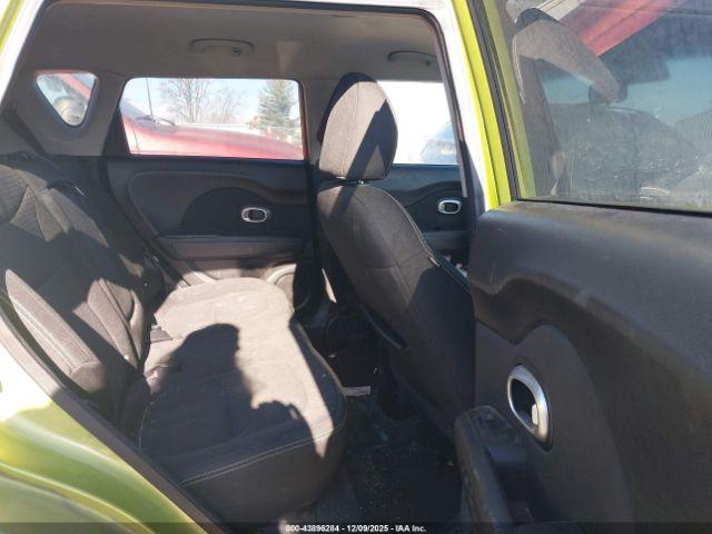 Kia Soul + Image 15