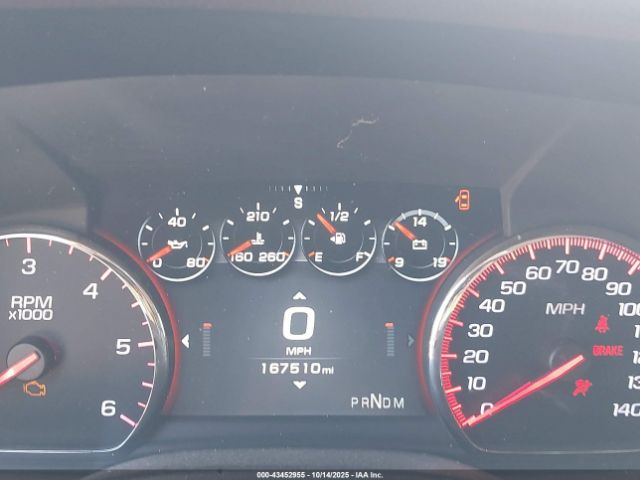 GMC Yukon Denali Image 4