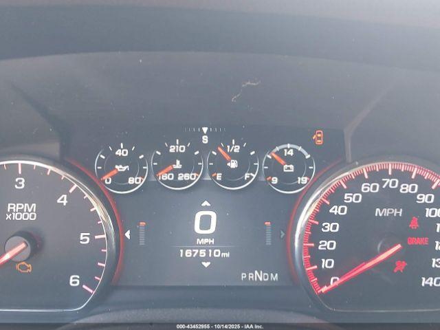 GMC Yukon Denali Image 4