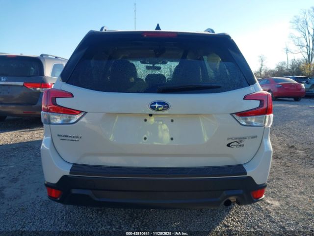 Subaru Forester Premium Image 12