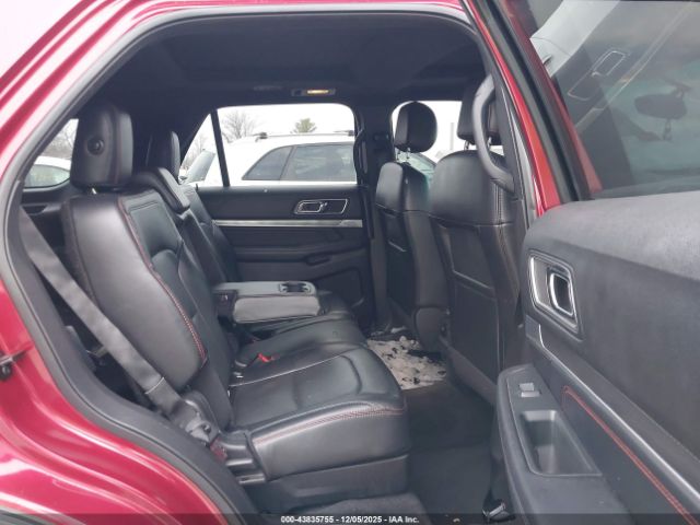 Ford Explorer Sport Image 8