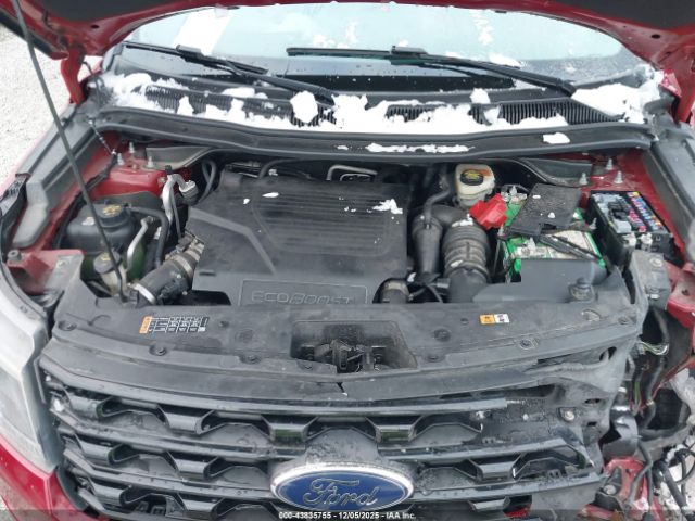 Ford Explorer Sport Image 12