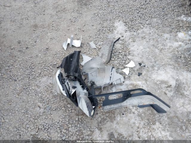 Ford Explorer Sport Image 15