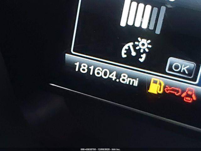 Ford Explorer Sport Image 14