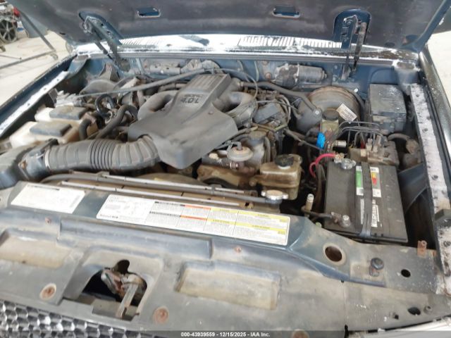 Ford Explorer Image 12