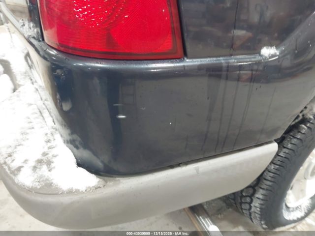 Ford Explorer Image 11