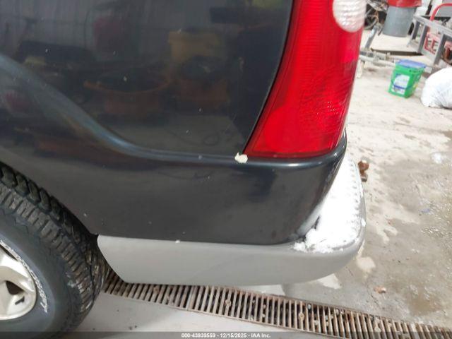 Ford Explorer Image 13