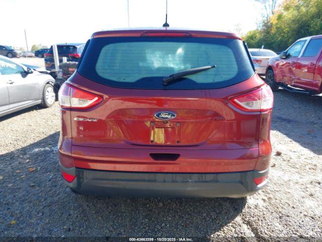 Ford Escape S Image 2