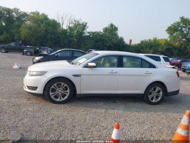 Ford Taurus Sel Image 13