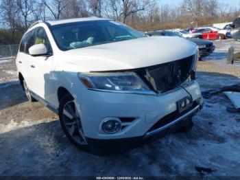  Salvage Nissan Pathfinder