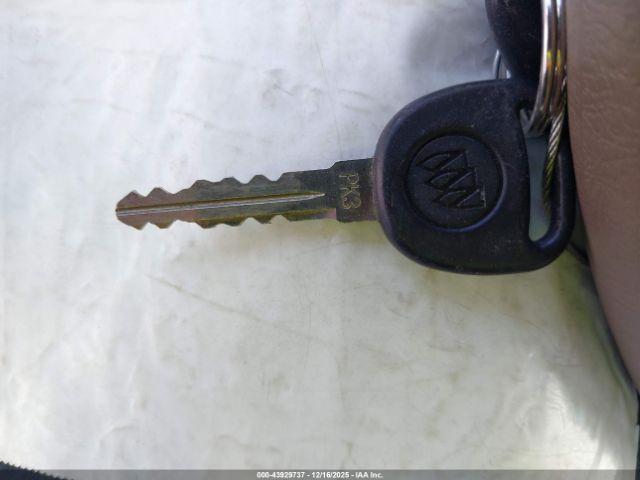 Buick LeSabre Limited Image 8