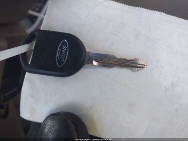 Ford Explorer Eddie Bauer Image 5