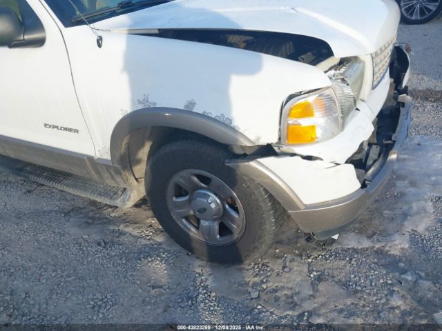 Ford Explorer Eddie Bauer Image 7