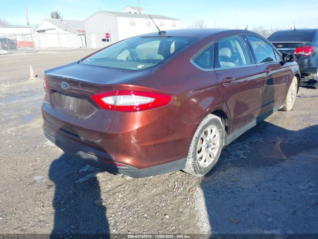 Ford Fusion S Image 5