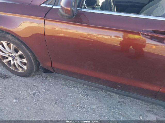 Ford Fusion S Image 12