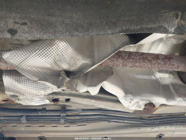 Ford Fusion S Image 15