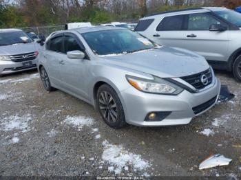  Salvage Nissan Altima