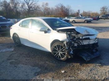  Salvage Toyota Camry