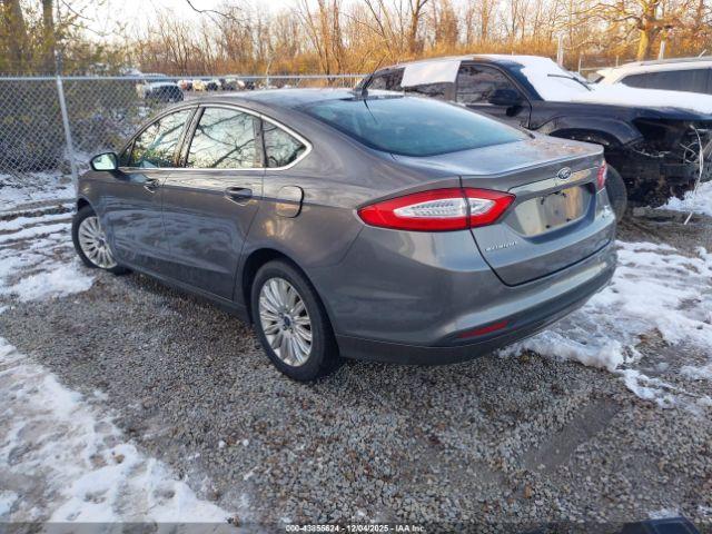 Ford Fusion Se Image 2