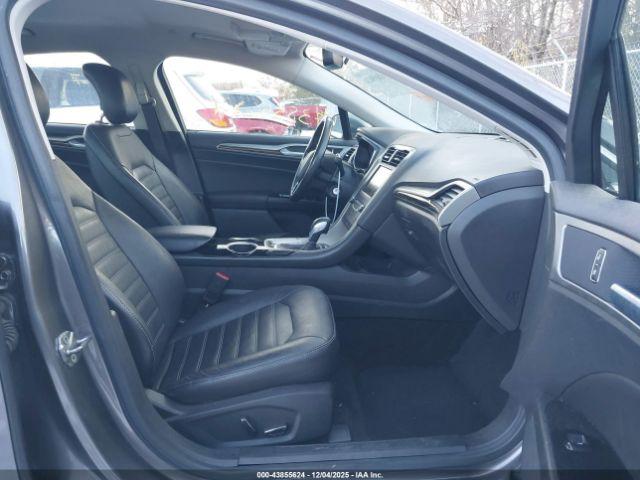 Ford Fusion Se Image 4