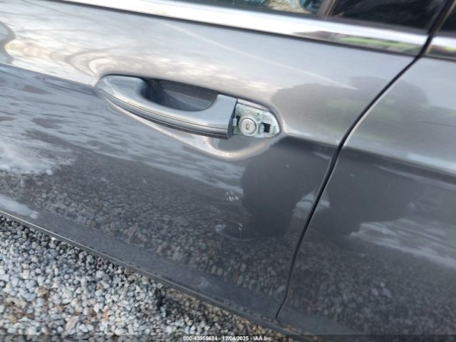 Ford Fusion Se Image 8