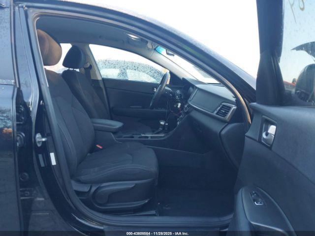 Kia Optima Lx Image 3