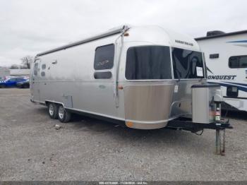  Salvage Airstream Flying Cloud