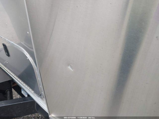 Airstream Flying Cloud Image 4