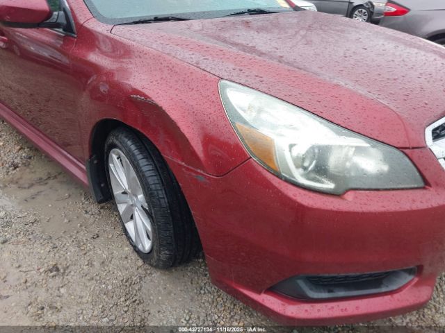 Subaru Legacy 2.5i Premium Image 2