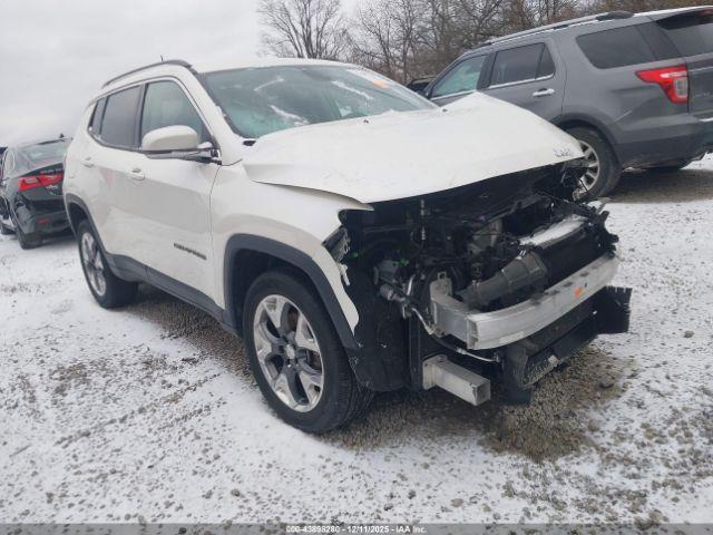  Salvage Jeep Compass