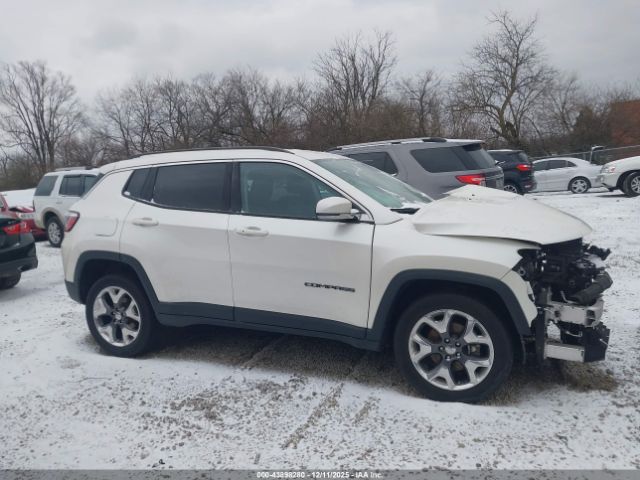 Jeep Compass Limited 4x4 Image 3