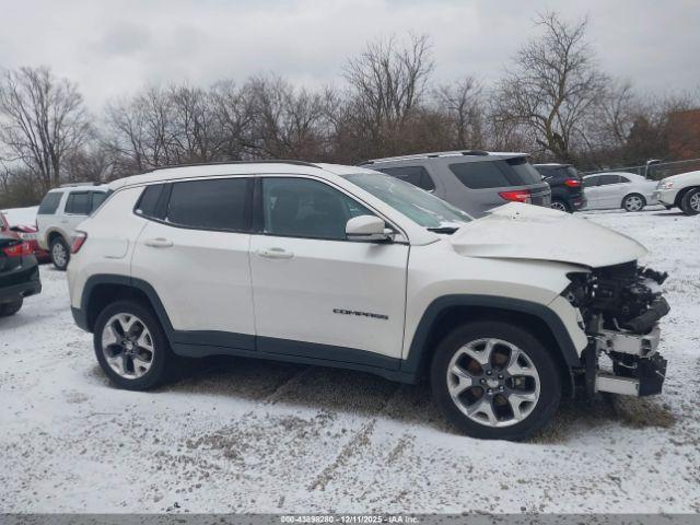 Jeep Compass Limited 4x4 Image 3
