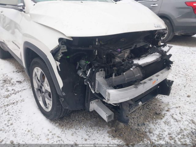 Jeep Compass Limited 4x4 Image 14