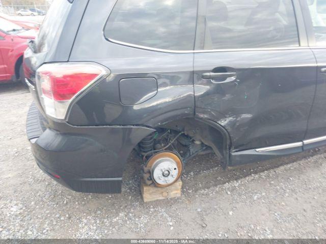 Subaru Forester 2.5i Touring Image 5