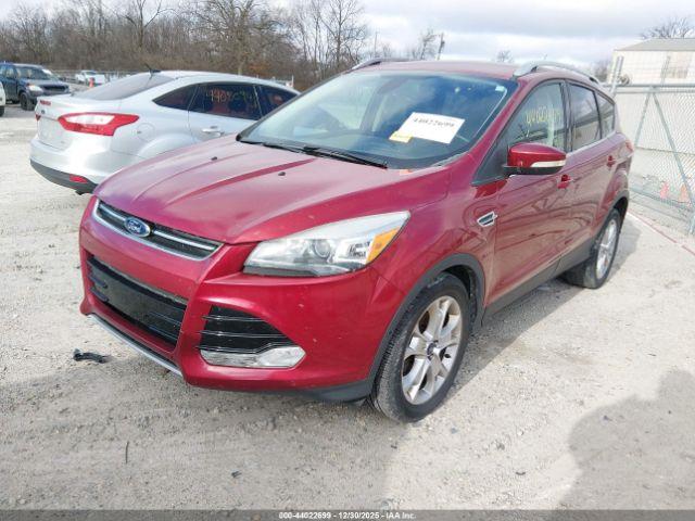 Ford Escape Titanium Image 3