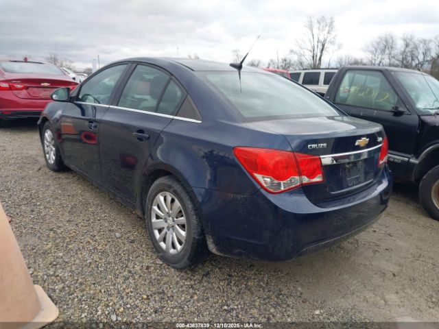 Chevrolet Cruze Ls Image 9