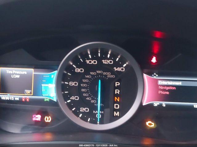 Ford Explorer Sport Image 10