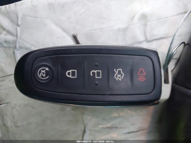 Ford Explorer Sport Image 12